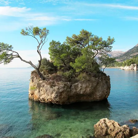 In Bidol Mit Eigenem Balkon By Interhome Apartman Makarska